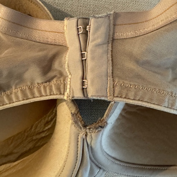 Chantelle C Essential Full Coverage Tshirt Lined Underwire Bra 36DDD C38160 - Picture 9 of 12